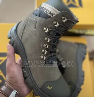Original Cat Safety Boot