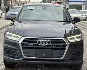 Audi Q5 2018 Black