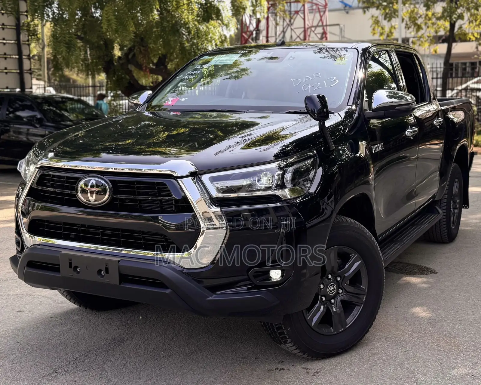 Toyota Hilux 2023 Matt Black