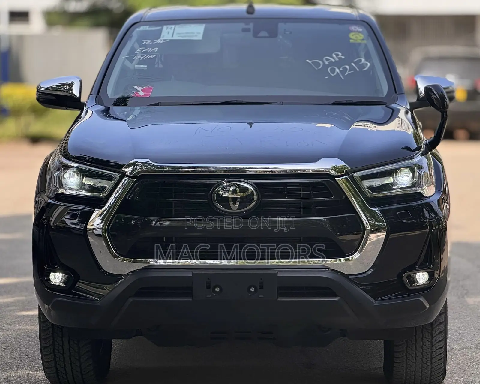 Toyota Hilux 2023 Matt Black