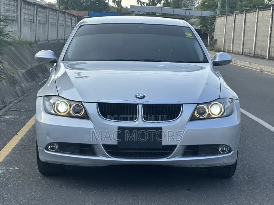 BMW 3 Series 320i RWD 2006 Silver