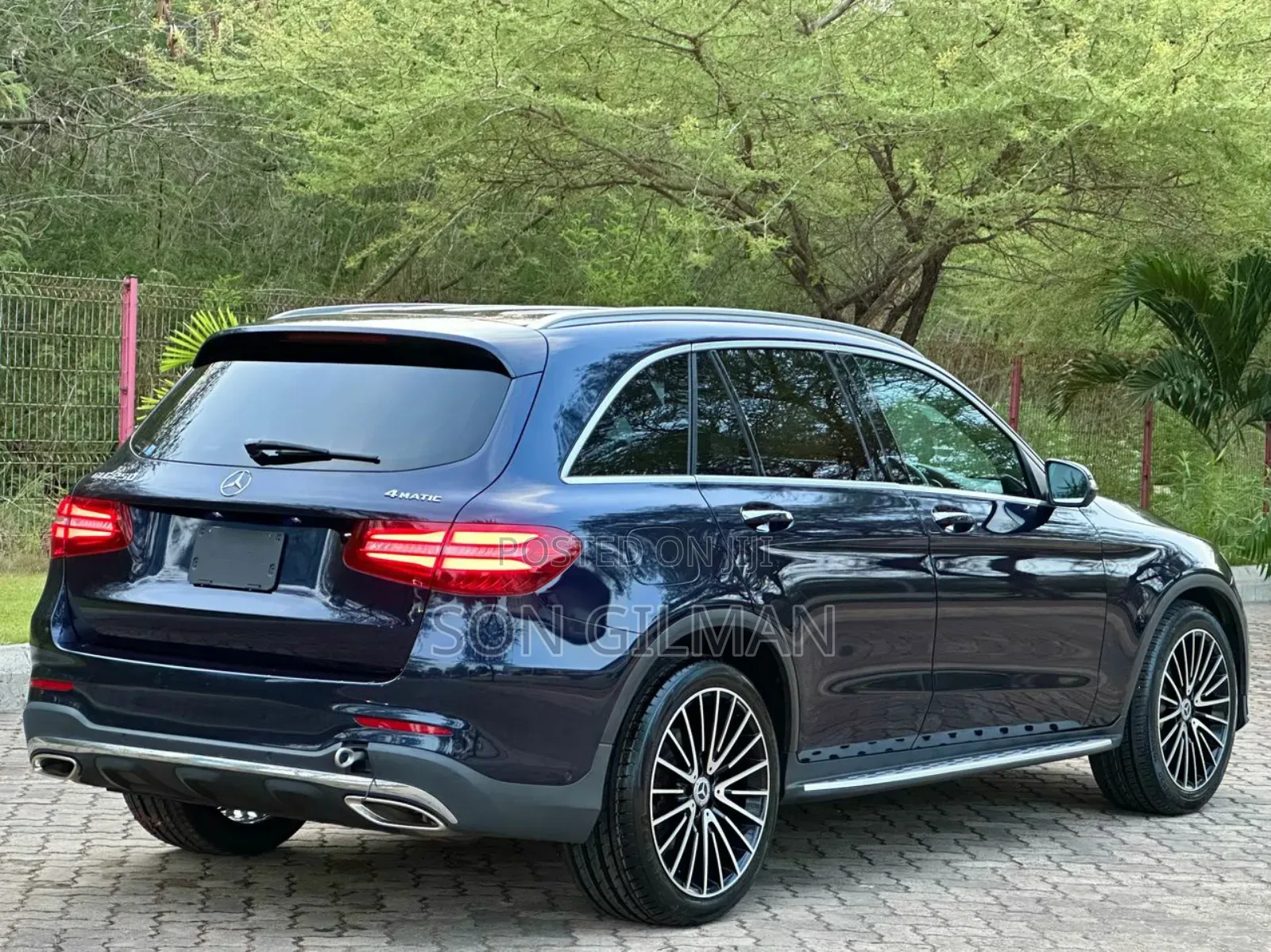 Mercedes-Benz GLC-Class 2016 Blue