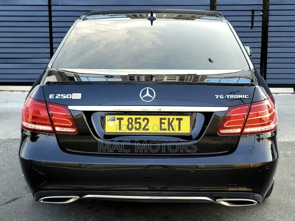 Mercedes-Benz E250 SV Premium 2014 Black