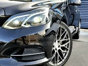 Mercedes-Benz E250 SV Premium 2014 Black