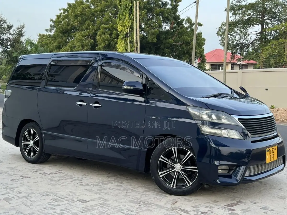 Toyota Vellfire 2009 Blue