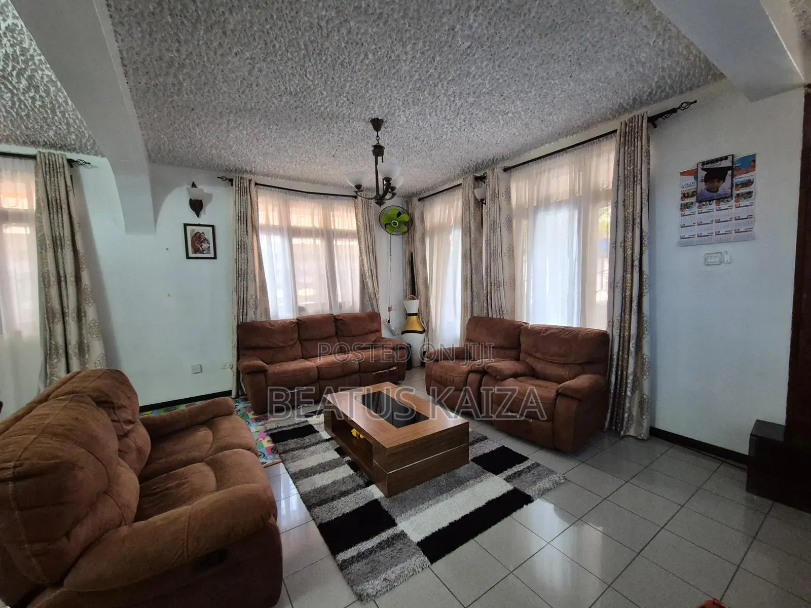 4bdrm Block of Flats in Mikocheni B for sale