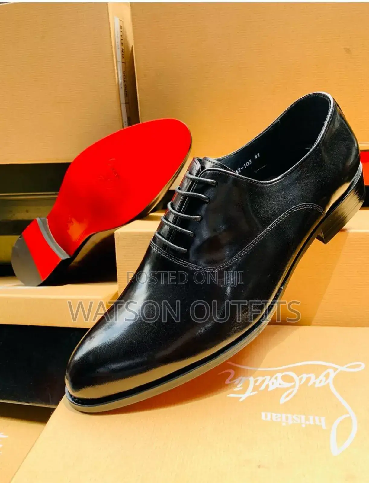 Viatu Vya Ngozi Vya CHRISTIAN Louboutin