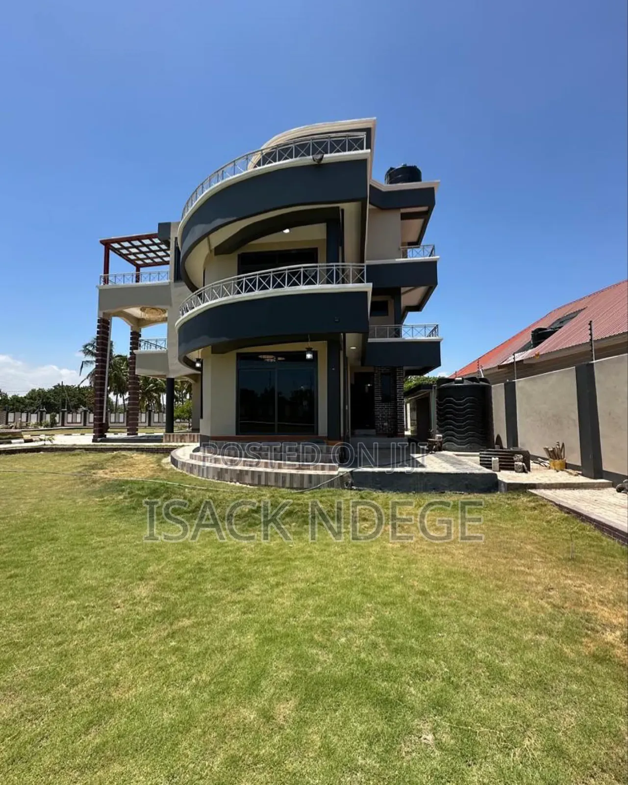 4bdrm House in Bhari Beach, Kinondoni for rent