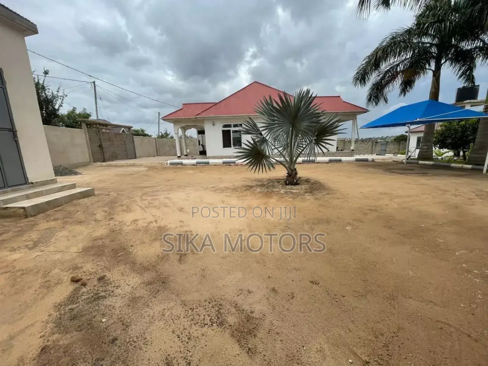 3bdrm House in Goba for sale