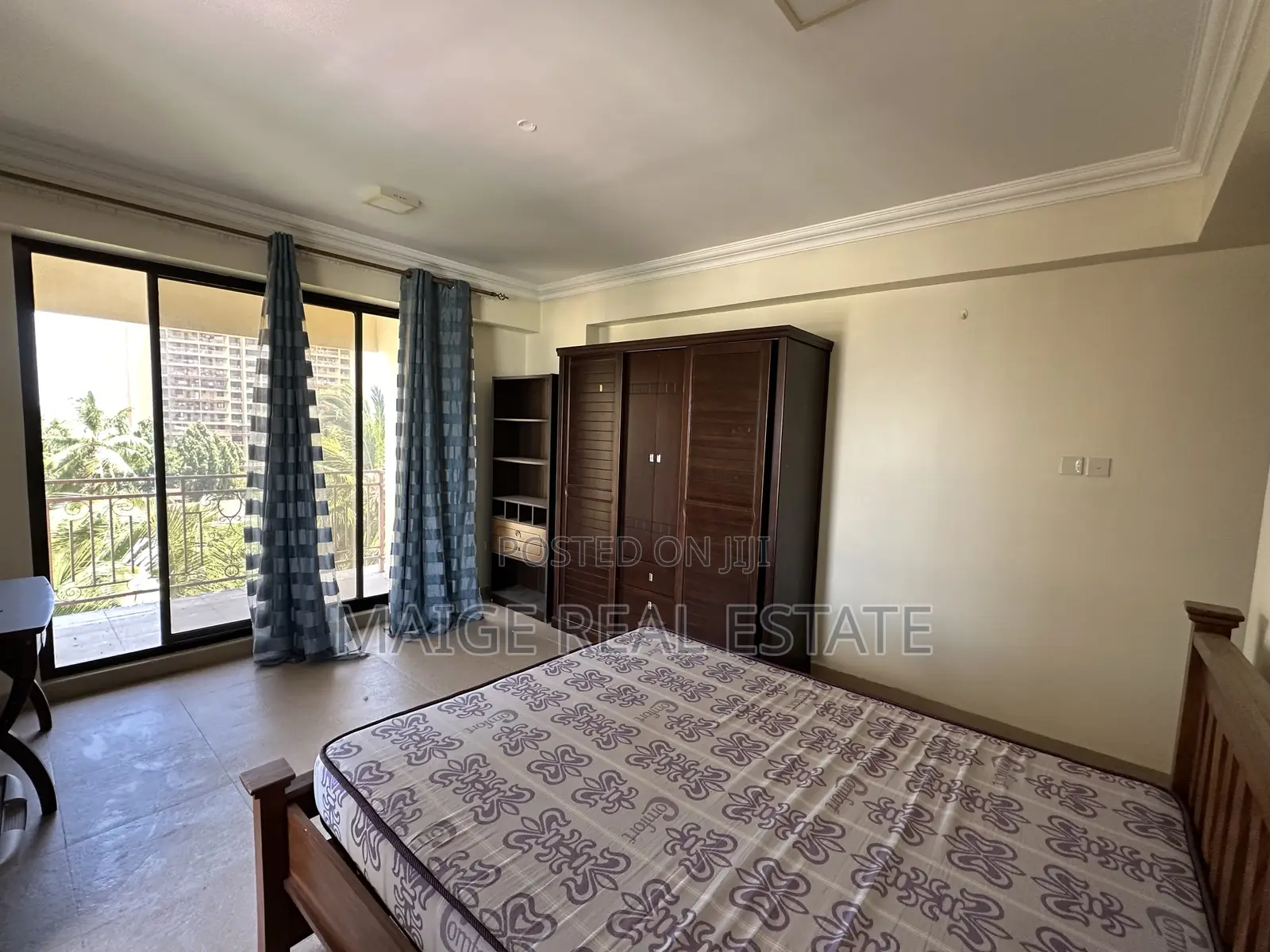 Furnished 3bdrm Apartment in Upanga East for sale