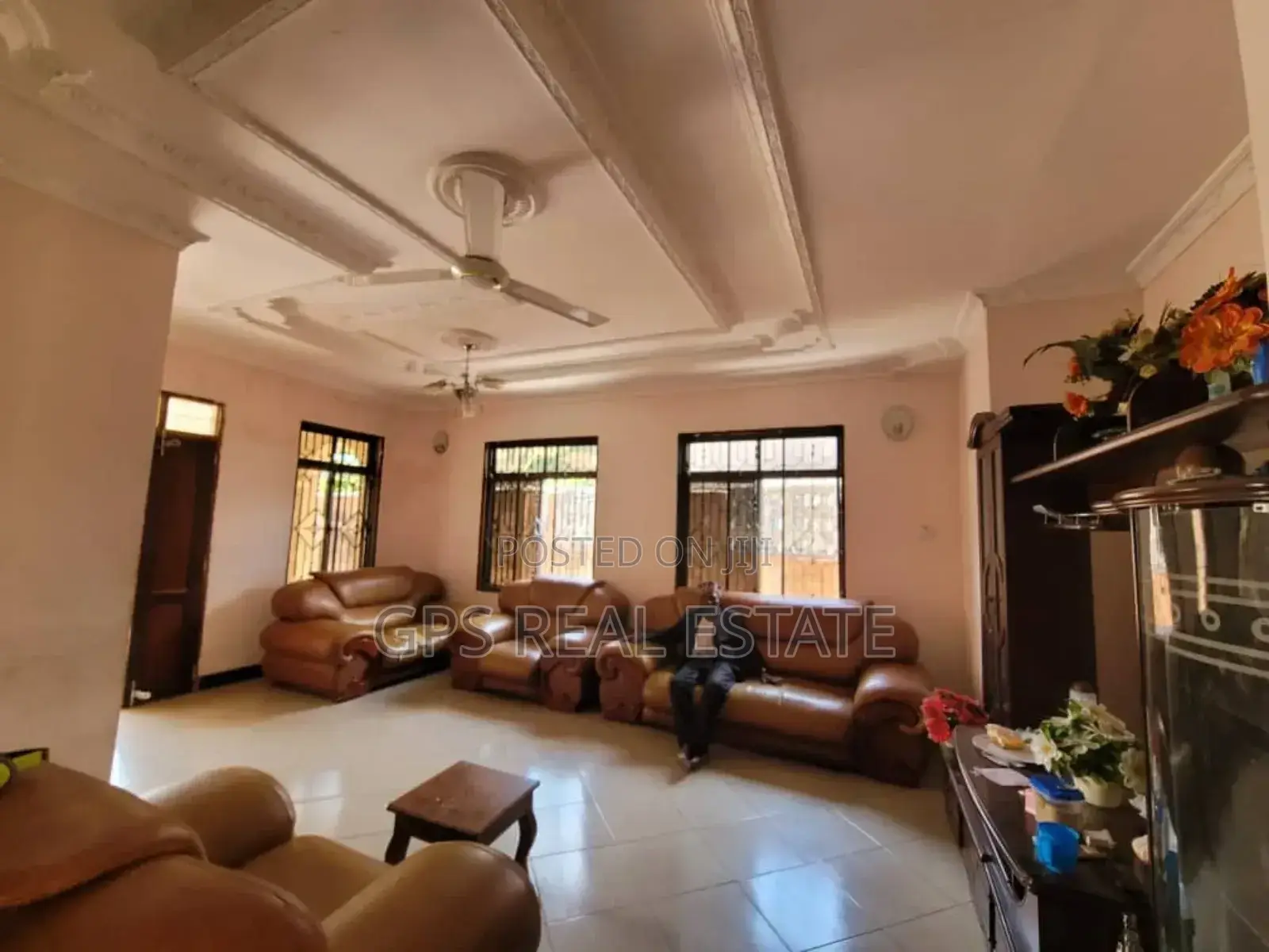 3bdrm House in Chamazi, Temeke for sale