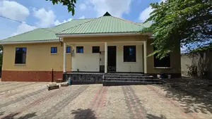 3bdrm House in Madale Kwa Kawawa, Kinondoni for sale