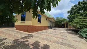 3bdrm House in Madale Kwa Kawawa, Kinondoni for sale