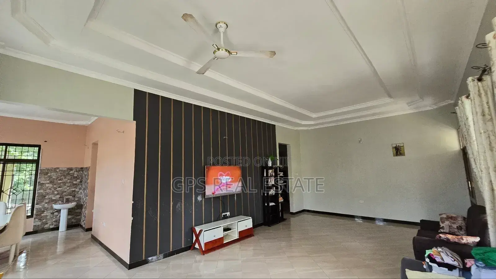 3bdrm House in Madale Kwa Kawawa, Kinondoni for sale