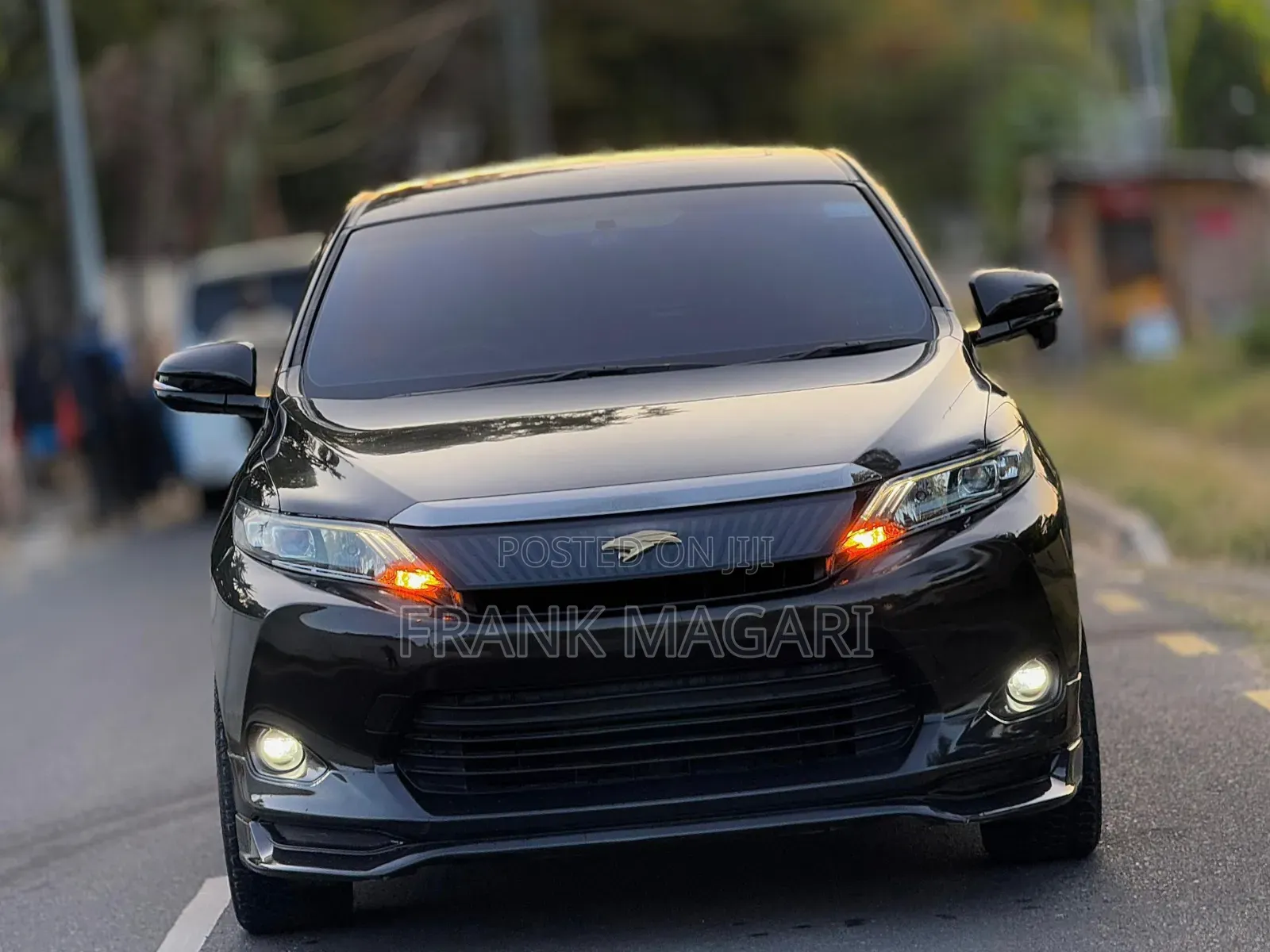 Toyota Harrier 2.0 2014 Black