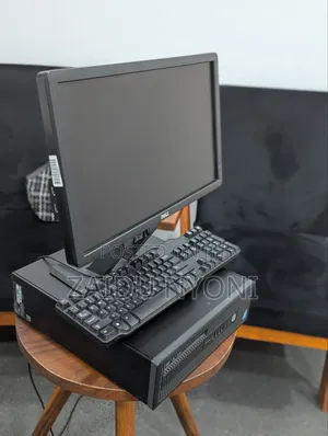 Desktop Computer HP ProDesk 400 4GB Intel Core I5 HDD 500GB