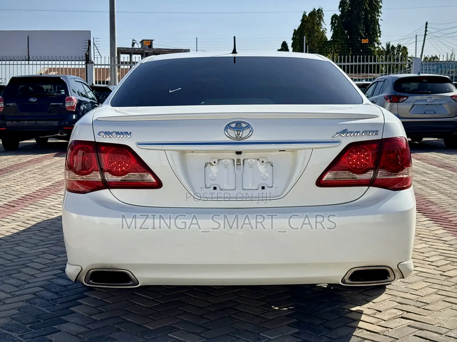 Toyota Crown 2009 White
