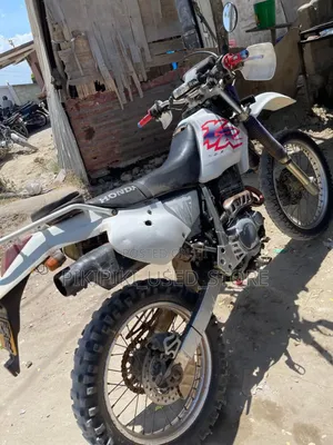 Photo - Honda Transalp XL600V 2023 Black
