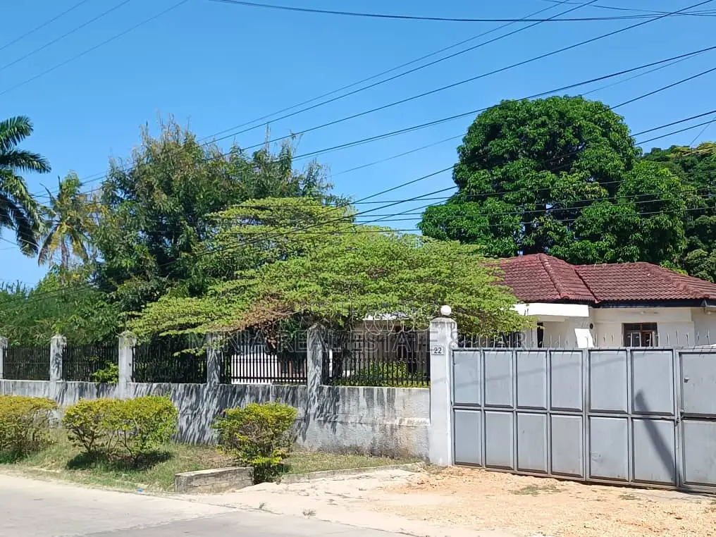 Plot With Demolished House for Sale in Mikocheni Kwa Warioba