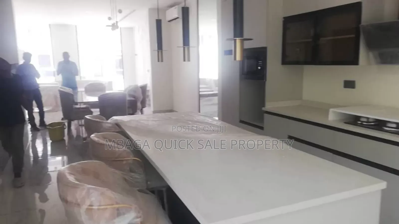 4bdrm House in Oyster Bay for sale