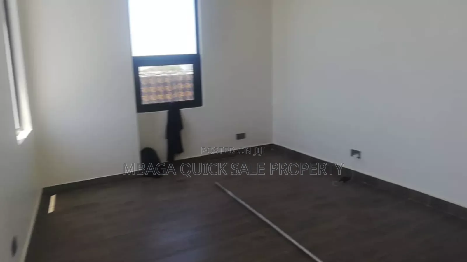 4bdrm House in Oyster Bay for sale