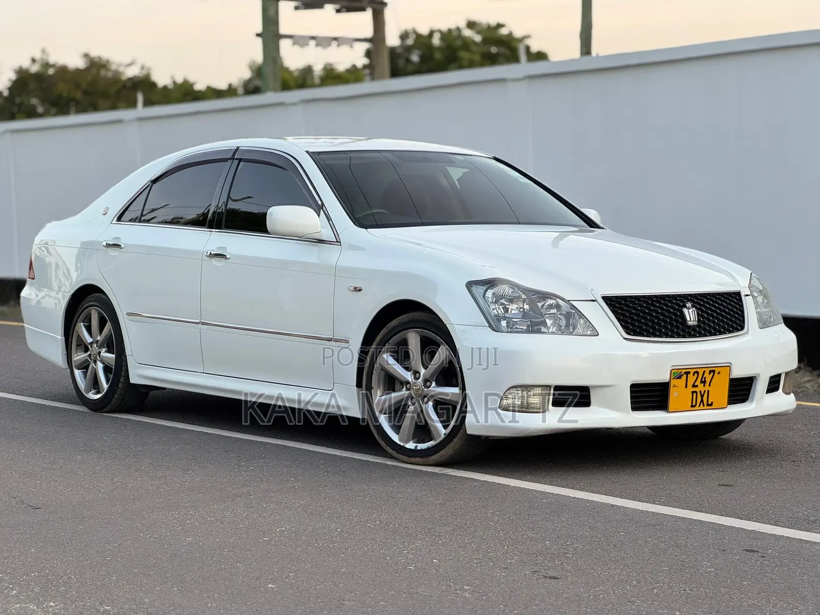 Toyota Crown 2006 Pearl
