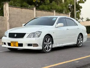 Toyota Crown 2006 Pearl