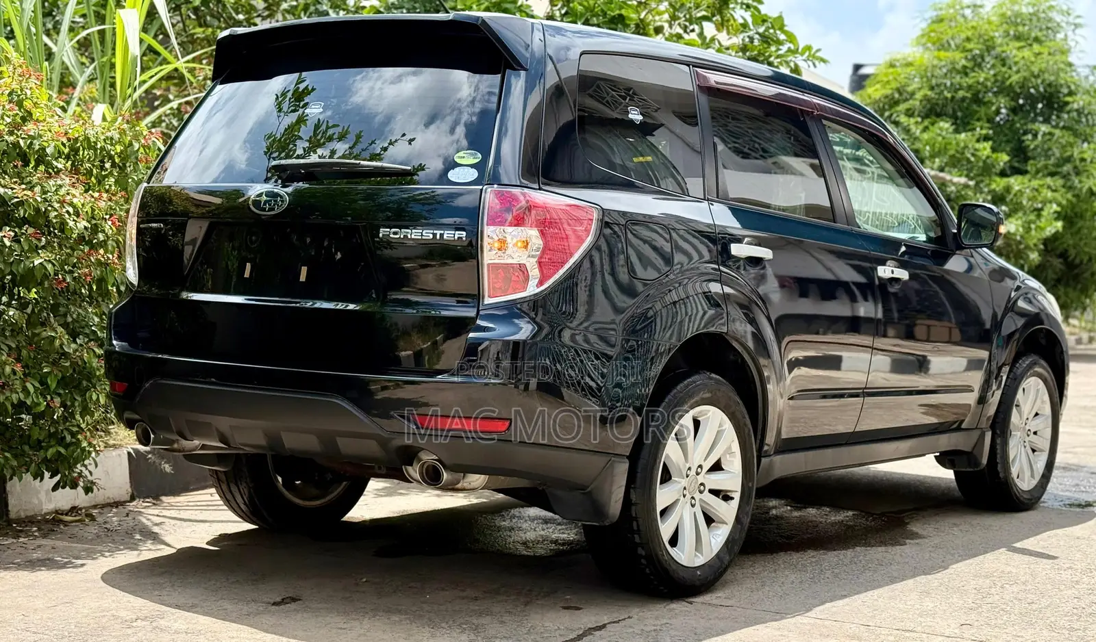 Subaru Forester 2011 Black