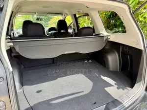 Subaru Forester 2011 Black