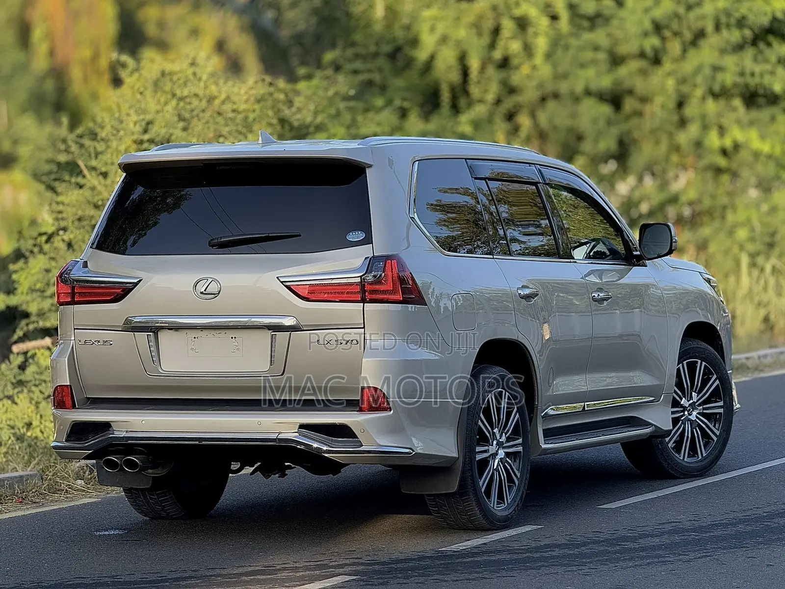 Lexus LX 570 (5 seats) AWD 2019 Beige