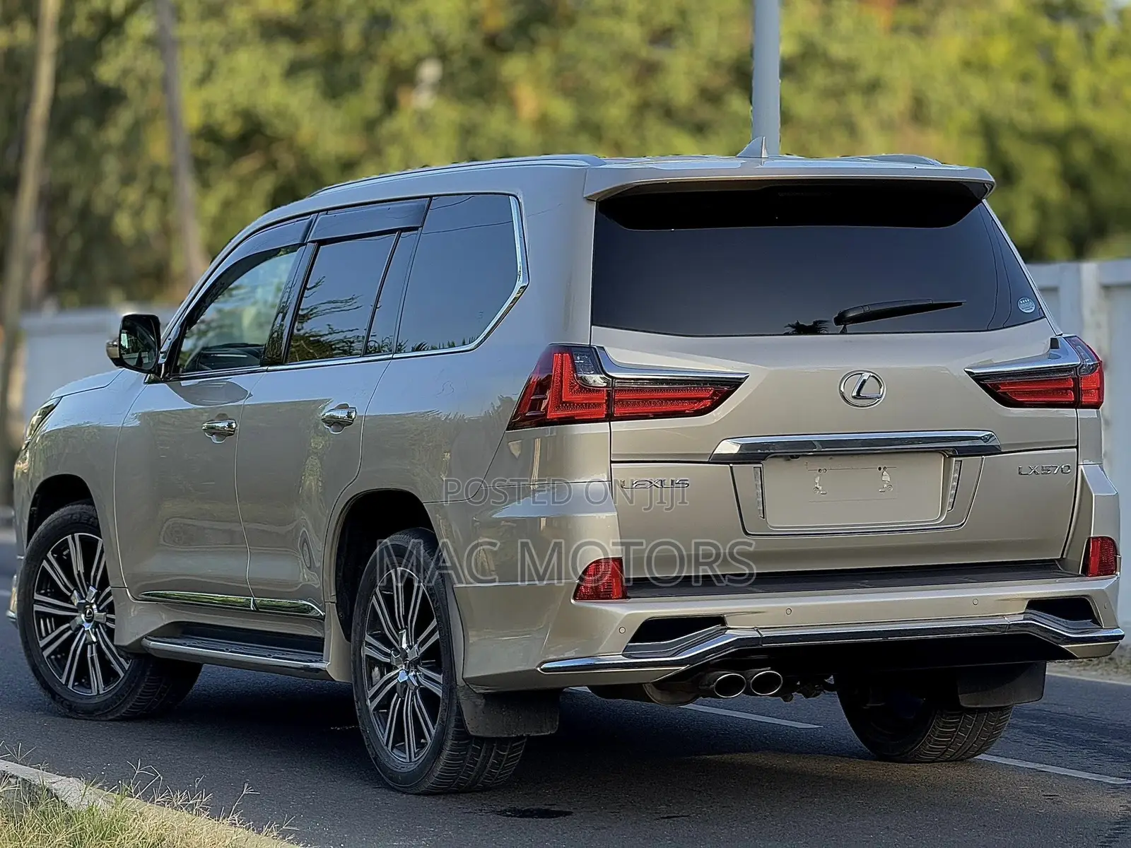 Lexus LX 570 (5 seats) AWD 2019 Beige