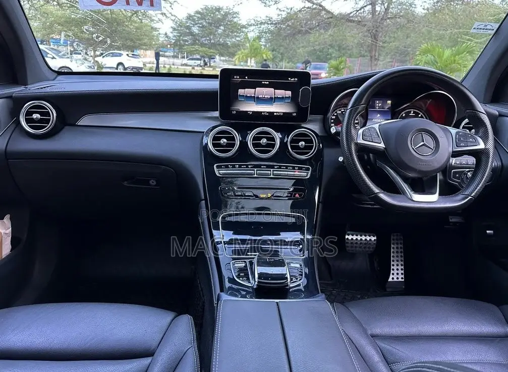 Mercedes-Benz GLC-Class 2017 White