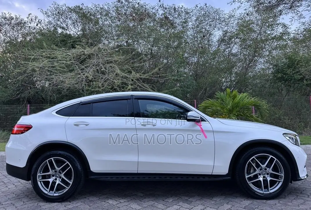 Mercedes-Benz GLC-Class 2017 White