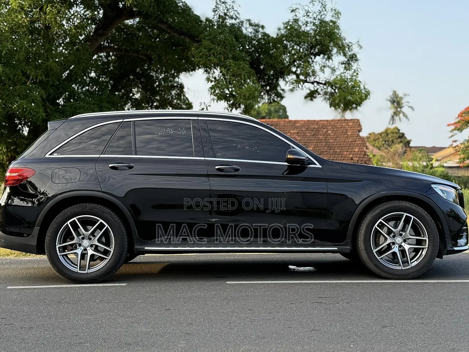 Mercedes-Benz GLC-Class 2017 Black