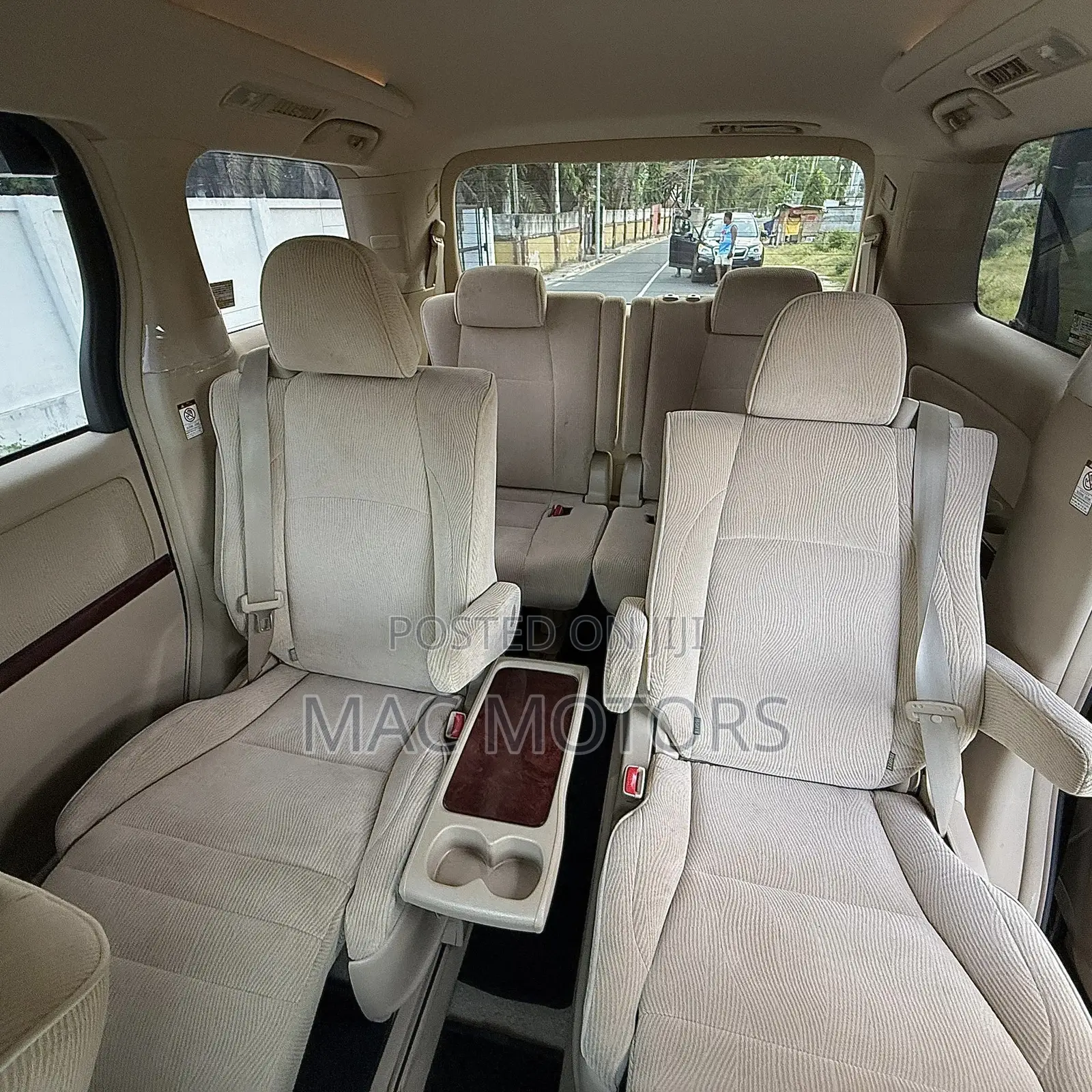 Toyota Vellfire 2009 Purple