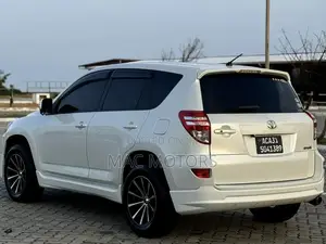 Toyota RAV4 2.4 2008 White