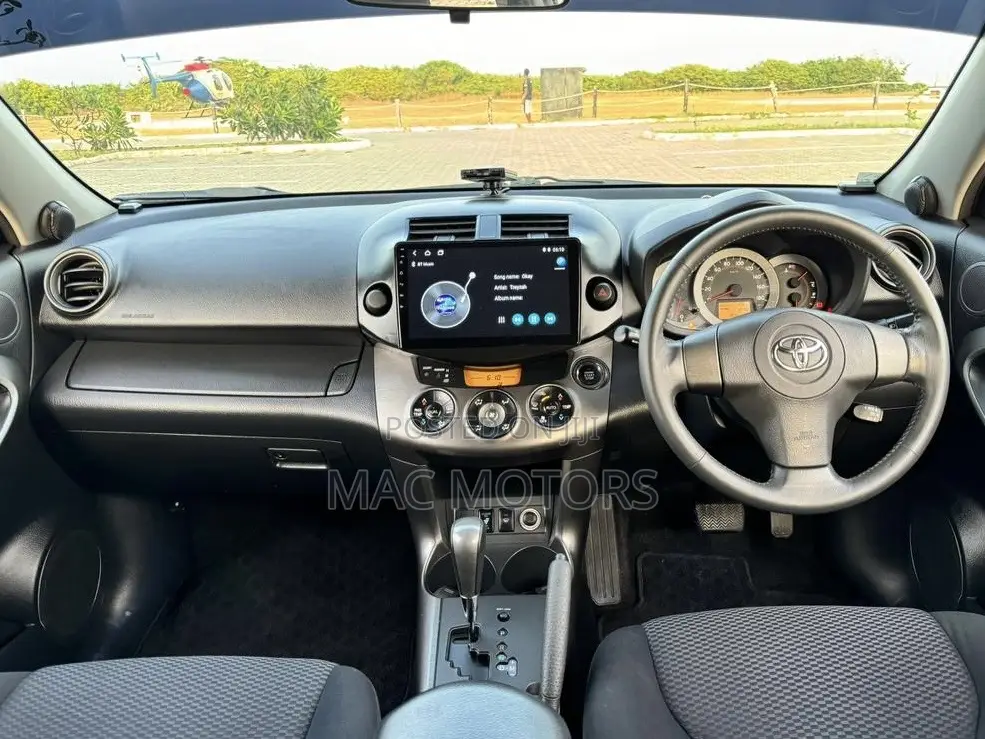 Toyota RAV4 2.4 2008 White