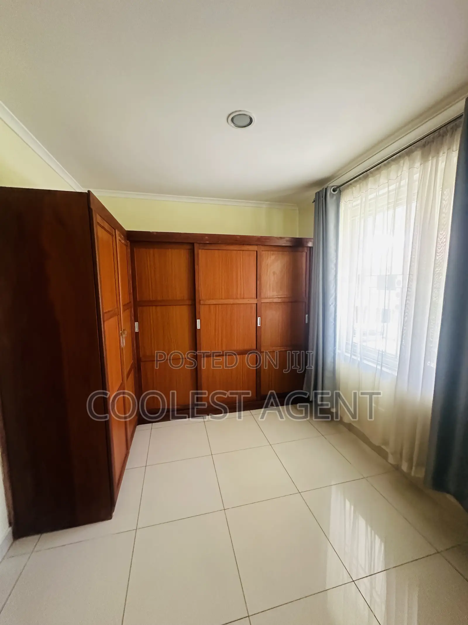 Furnished 4bdrm Villa in Oysterbay, Kinondoni for rent