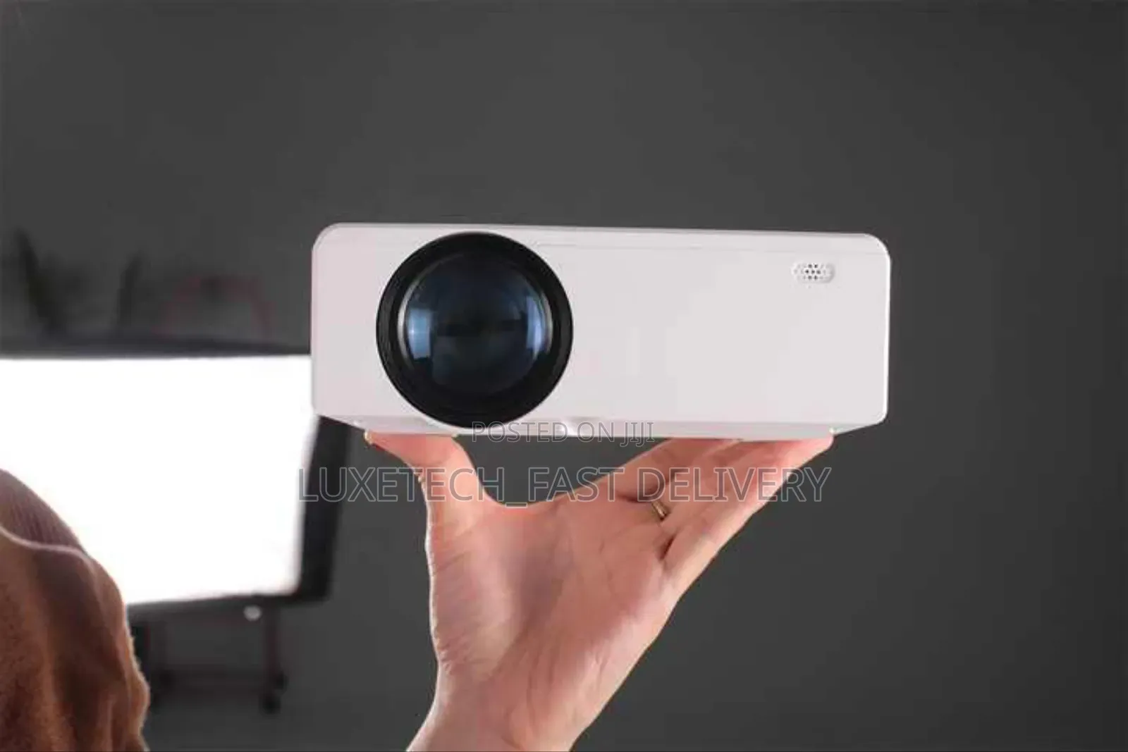 T10 Smart Projector