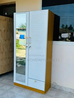 Makabati Milango Mitatu Yapo Tayari Mapya Unakuja Kubeba Tu