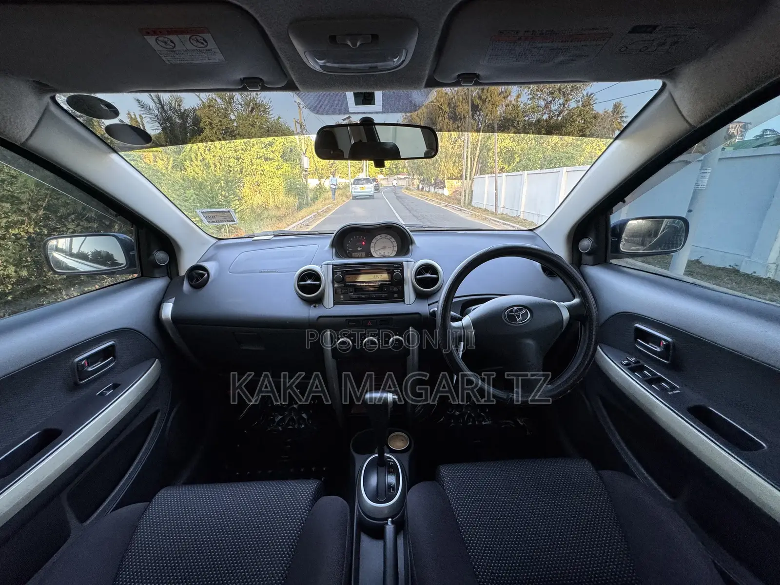 Toyota IST 2004 Blue