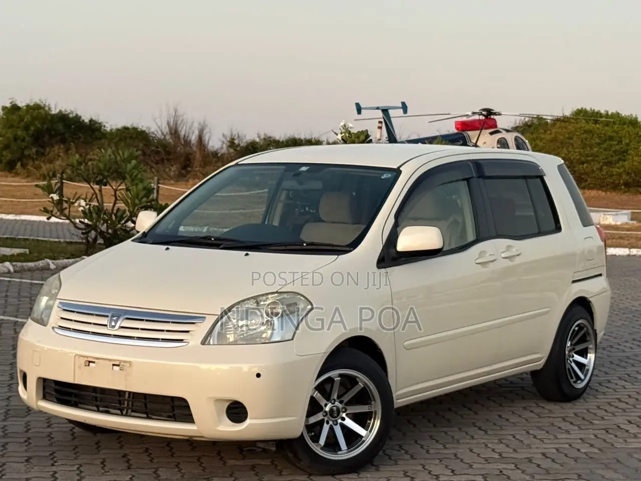 Toyota Raum 1.5 FWD 2004 White
