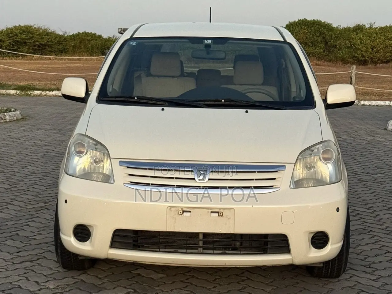 Toyota Raum 1.5 FWD 2004 White