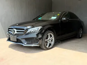 Mercedes-Benz C200 2015 Black