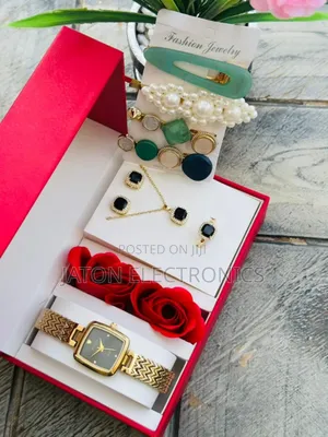 Ladies Valentine Comb New