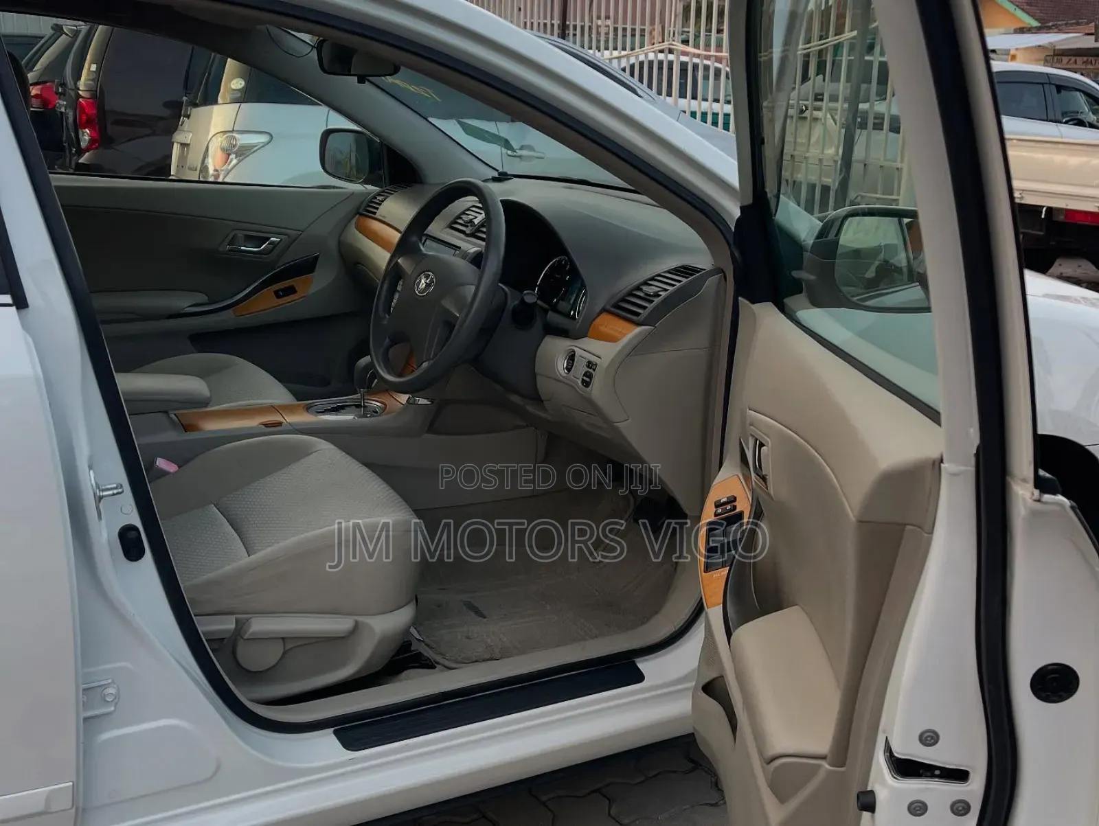 Toyota Premio 2009 White