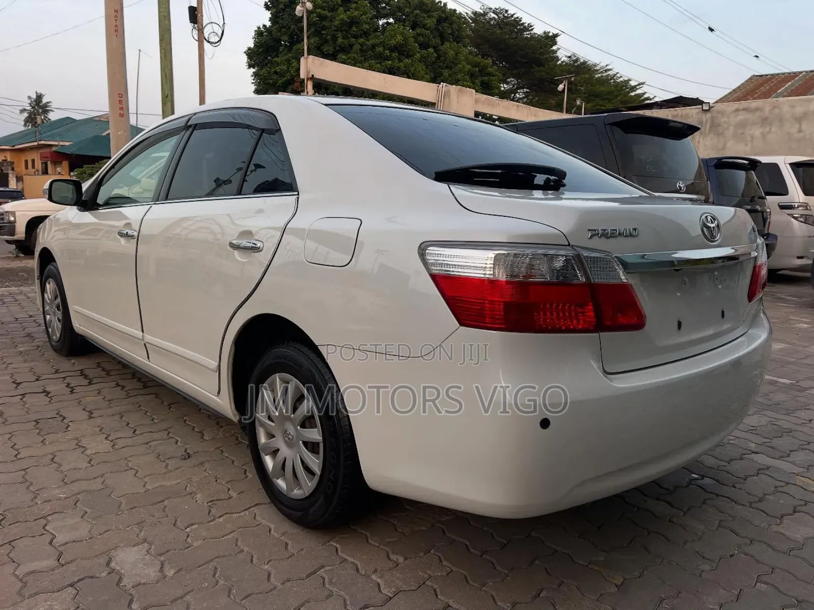 Toyota Premio 2009 White