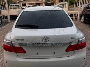 Toyota Premio 2009 White