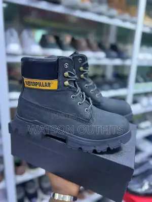 Buti Za Caterpillar Za Sole Kubwa Na Ngumu