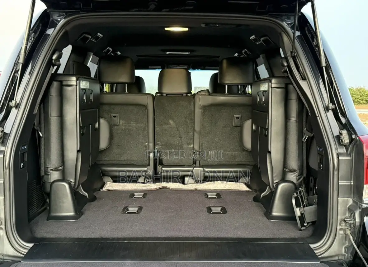 Toyota Land Cruiser 4.6 V8 ZX 2017 Burgundy